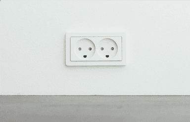 Voir nos services de Installer / Déplacer une prise électrique