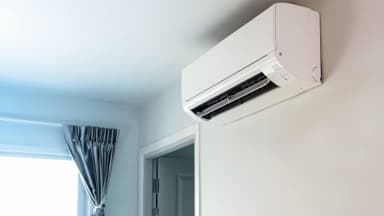 Voir nos services de Réparer une climatisation
