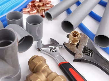 Voir nos services de Remplacer un élément de plomberie, un tube, une canalisation